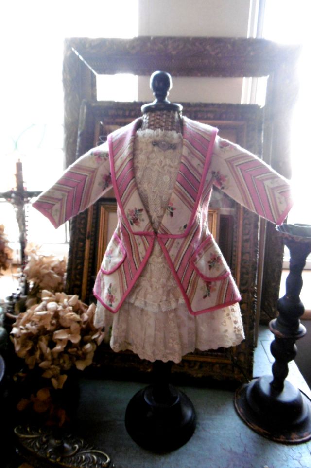 ファインコットンの裏地ビスクドール用ドレス 56cmの人形用 ピンク/ベージュ アンティーク